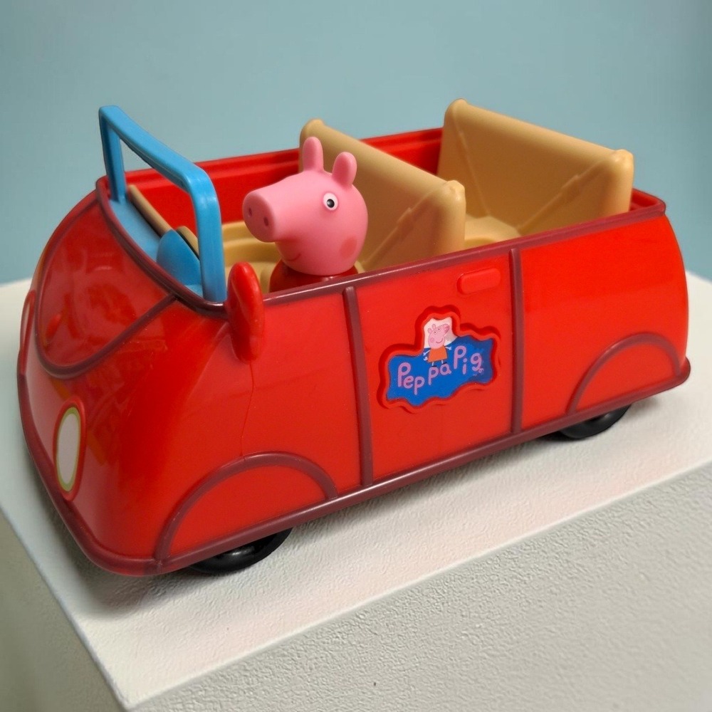 VTG 2003 Jazwares Peppa Pig Red Interactive Toy Car Playset w/ Peppa Figure